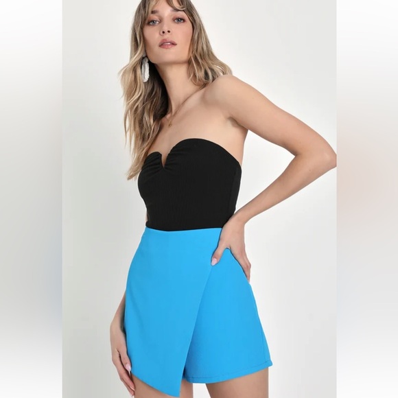 NWOT Lulu’s Sunny Day Wonder Turquoise Asymmetrical Skort - Picture 2 of 7